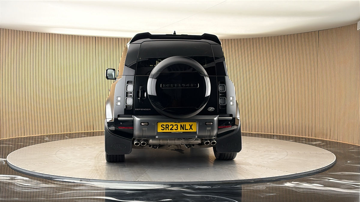 More views of Land Rover Defender 90