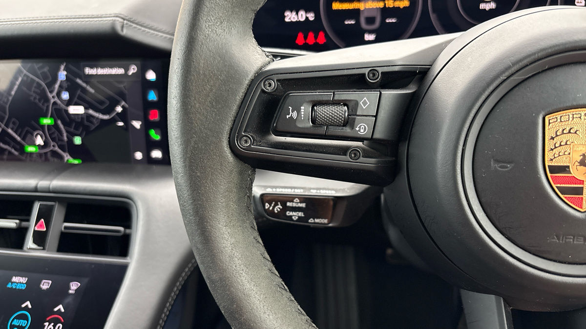 Porsche Taycan Image 13