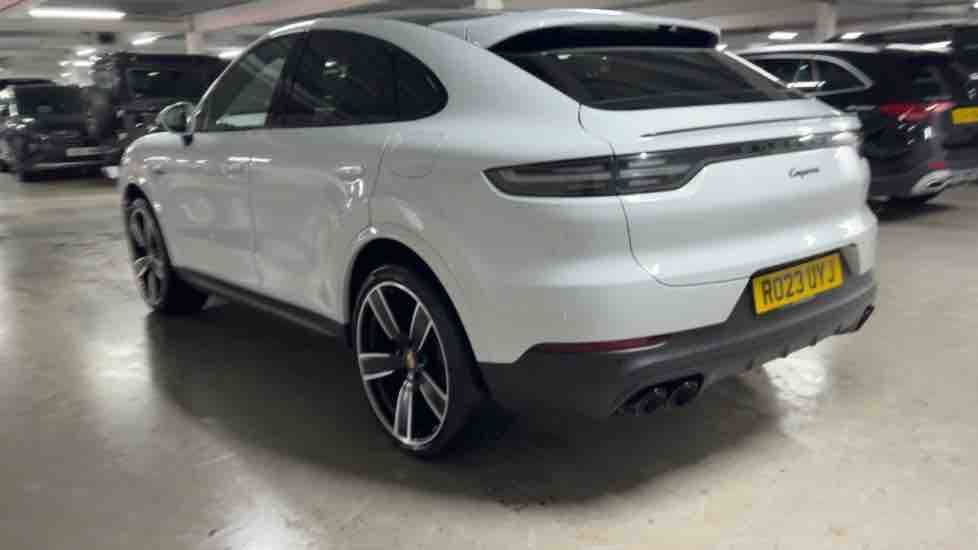 More views of Porsche Cayenne