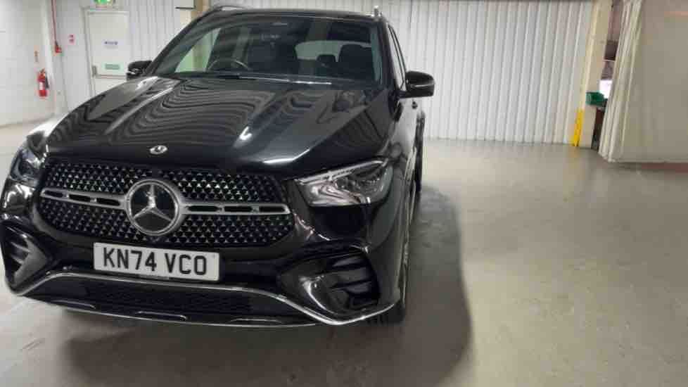 More views of Mercedes-Benz GLE