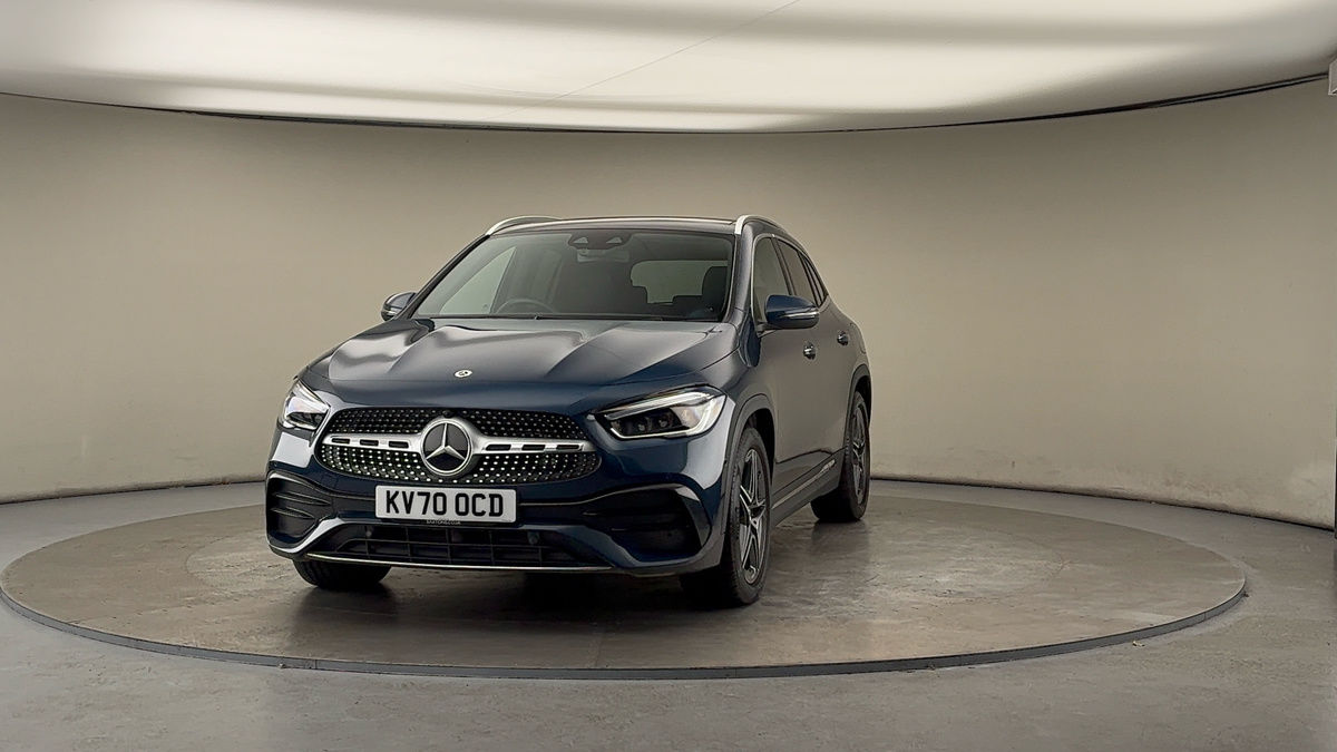 More views of Mercedes-Benz GLA