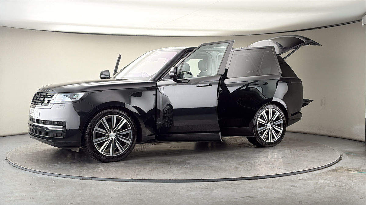 More views of Land Rover Range Rover