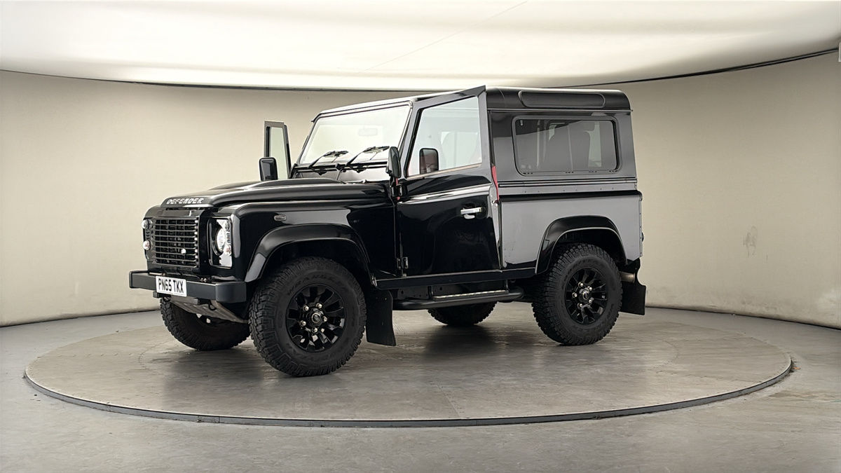 More views of Land Rover Defender 90