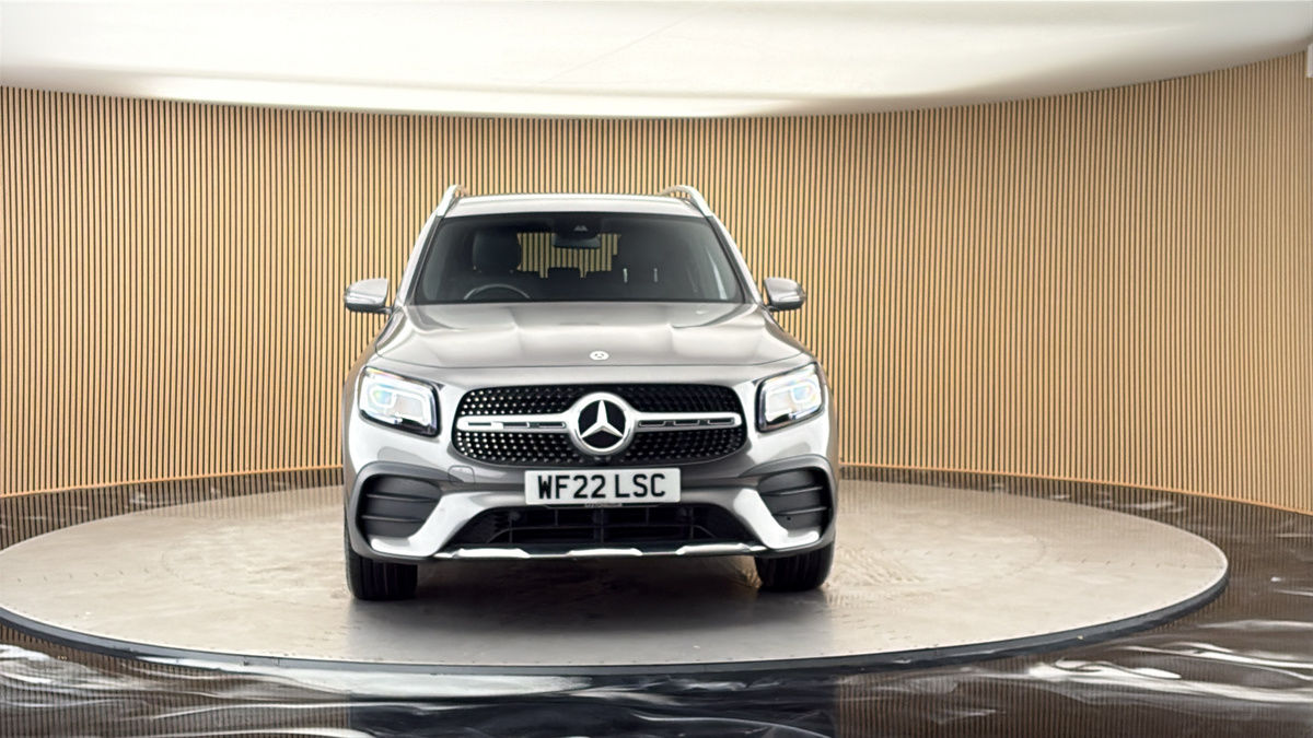 More views of Mercedes-Benz GLB
