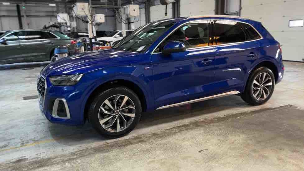 More views of Audi Q5