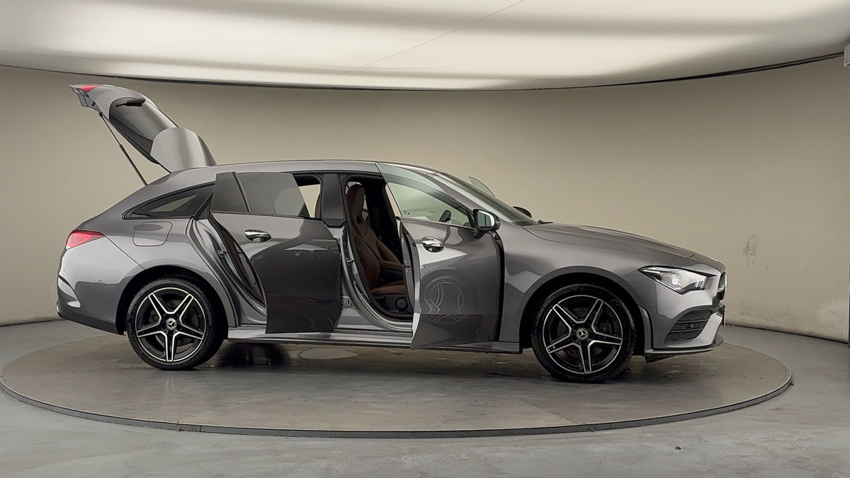 More views of Mercedes-Benz CLA