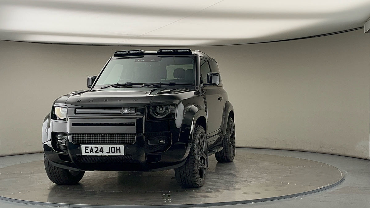 More views of Land Rover Defender 90