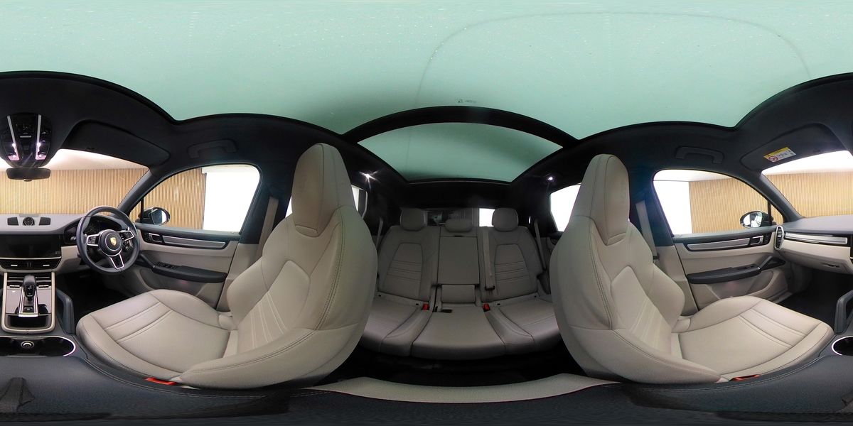 More views of Porsche Cayenne