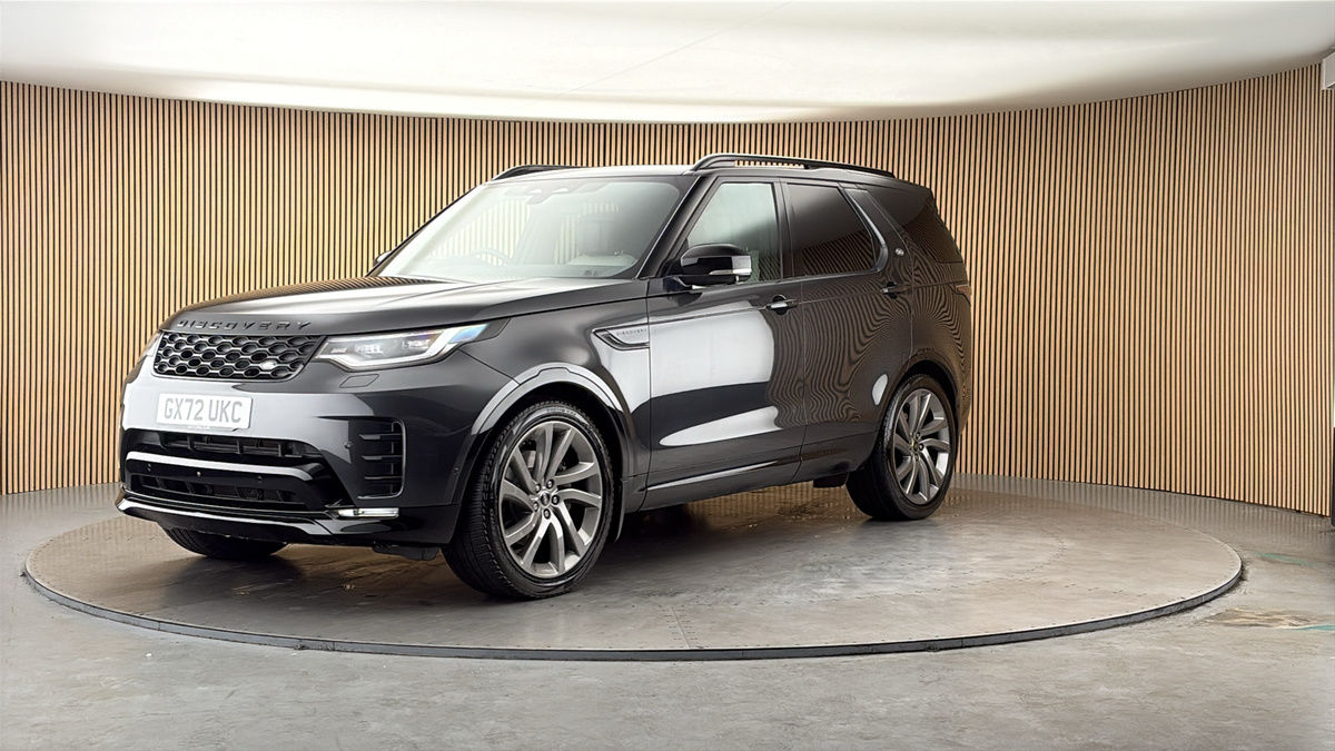 More views of Land Rover Discovery