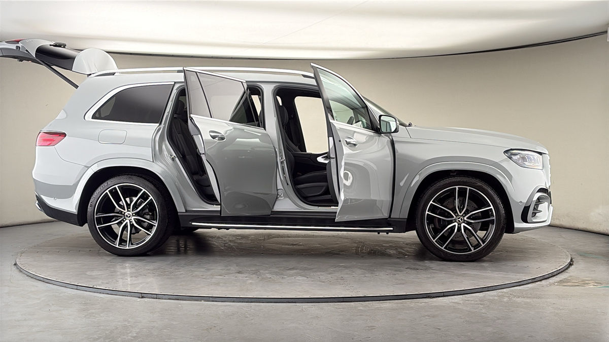 More views of Mercedes-Benz GLS
