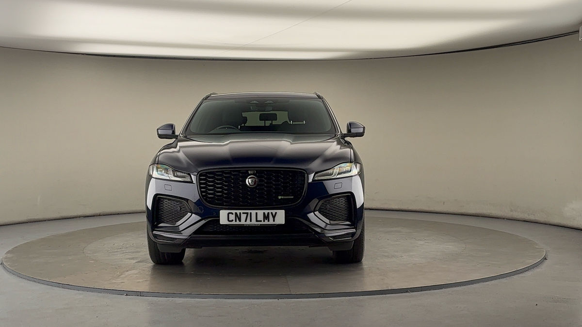 Jaguar F-PACE Image 3