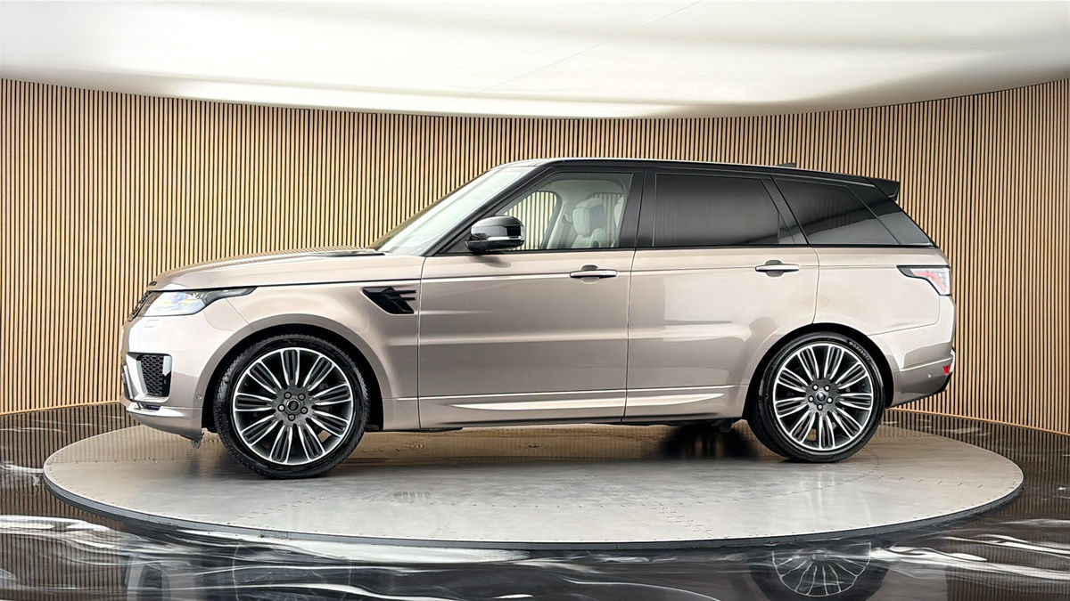 More views of Land Rover Range Rover Sport