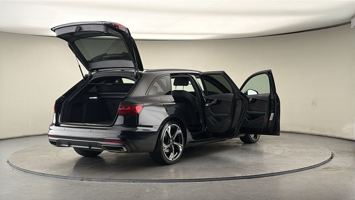 More views of Audi A4 Avant