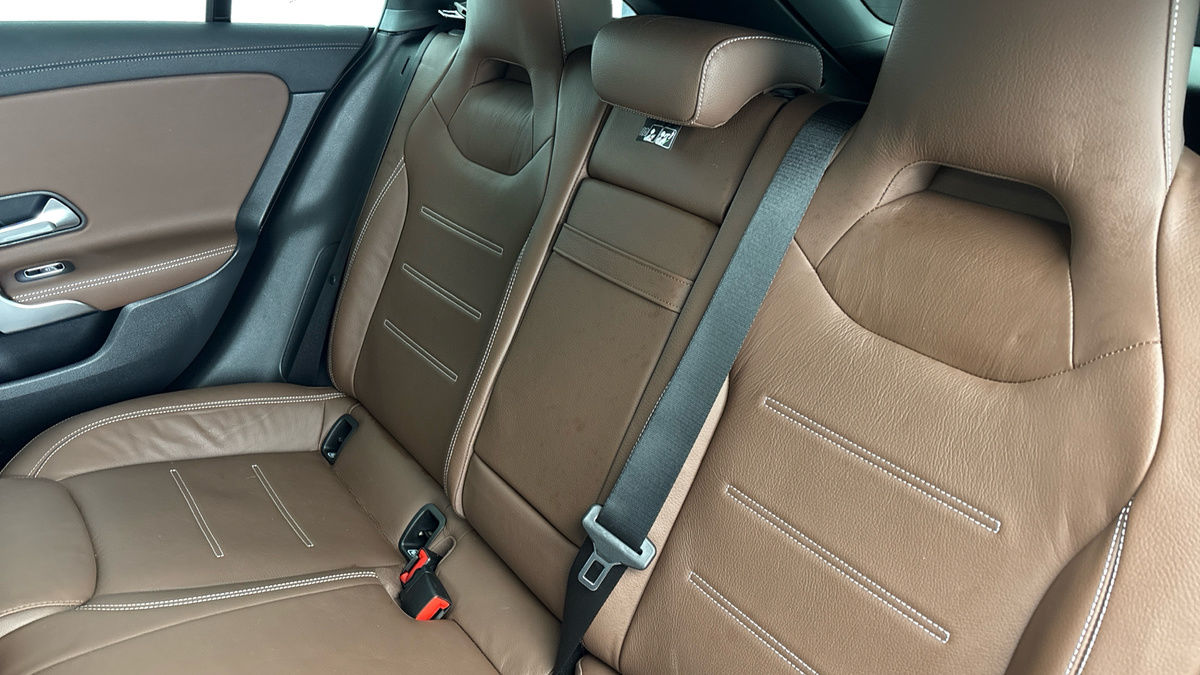 Mercedes-Benz CLA Image 8