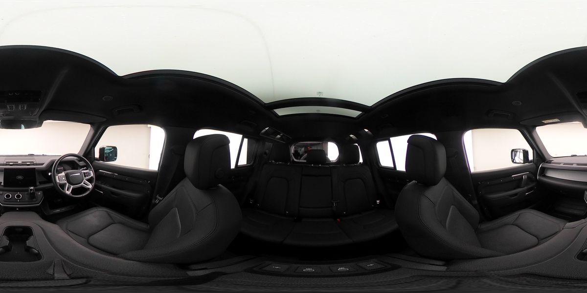 More views of Land Rover Defender 110