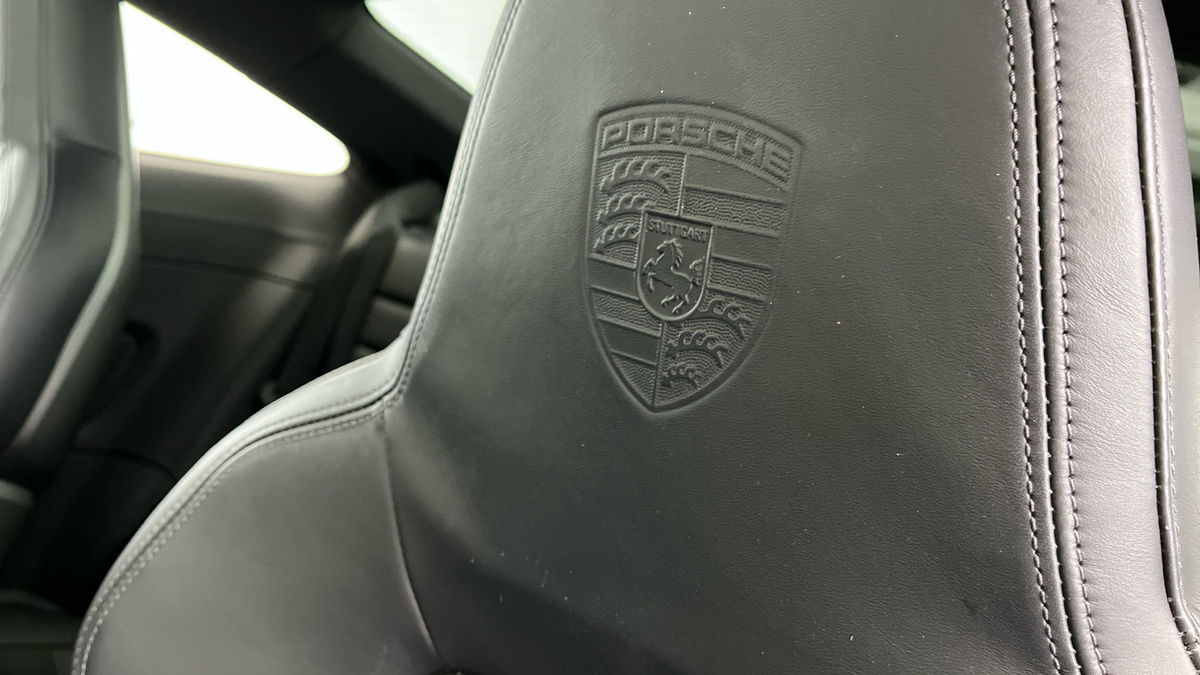 Porsche 911 Image 9
