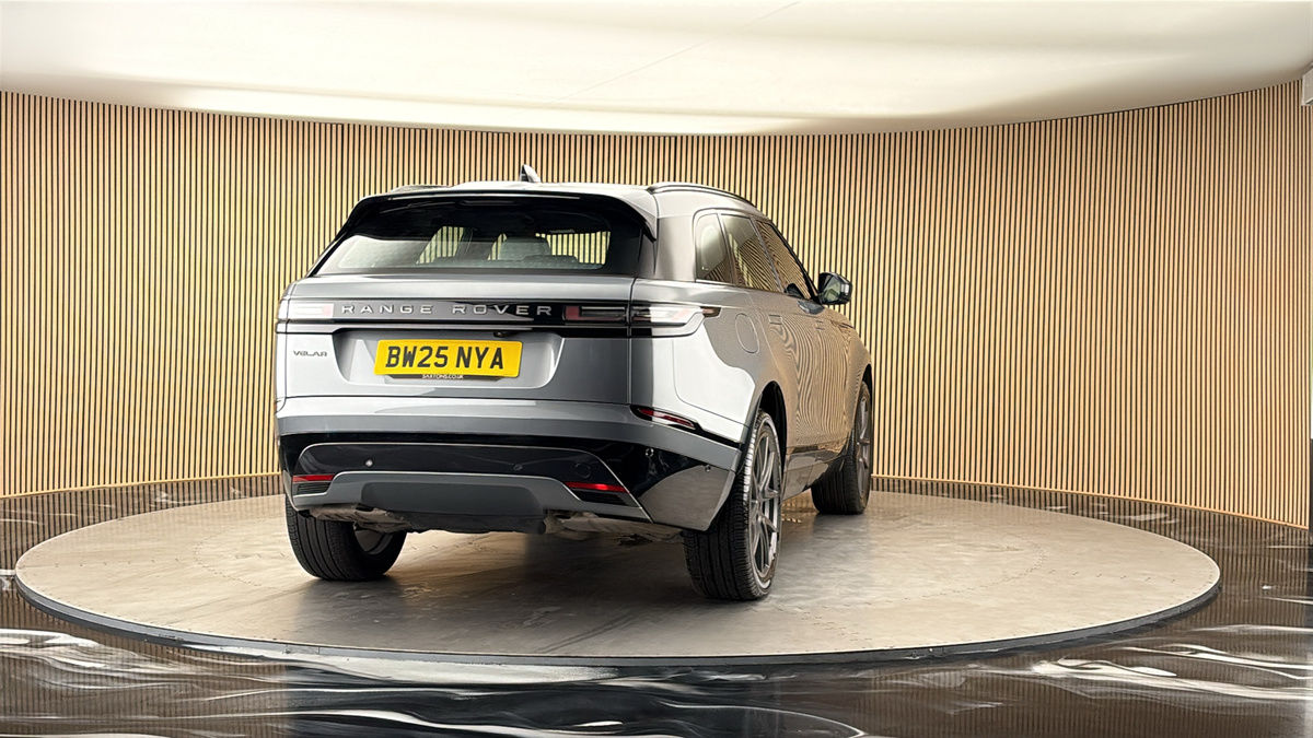 More views of Land Rover Range Rover Velar