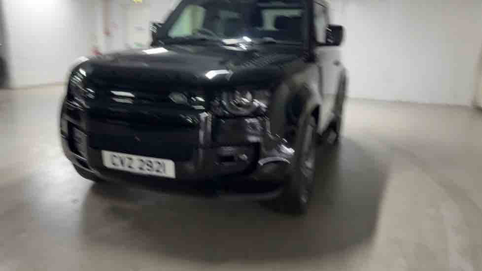 More views of Land Rover Defender 90