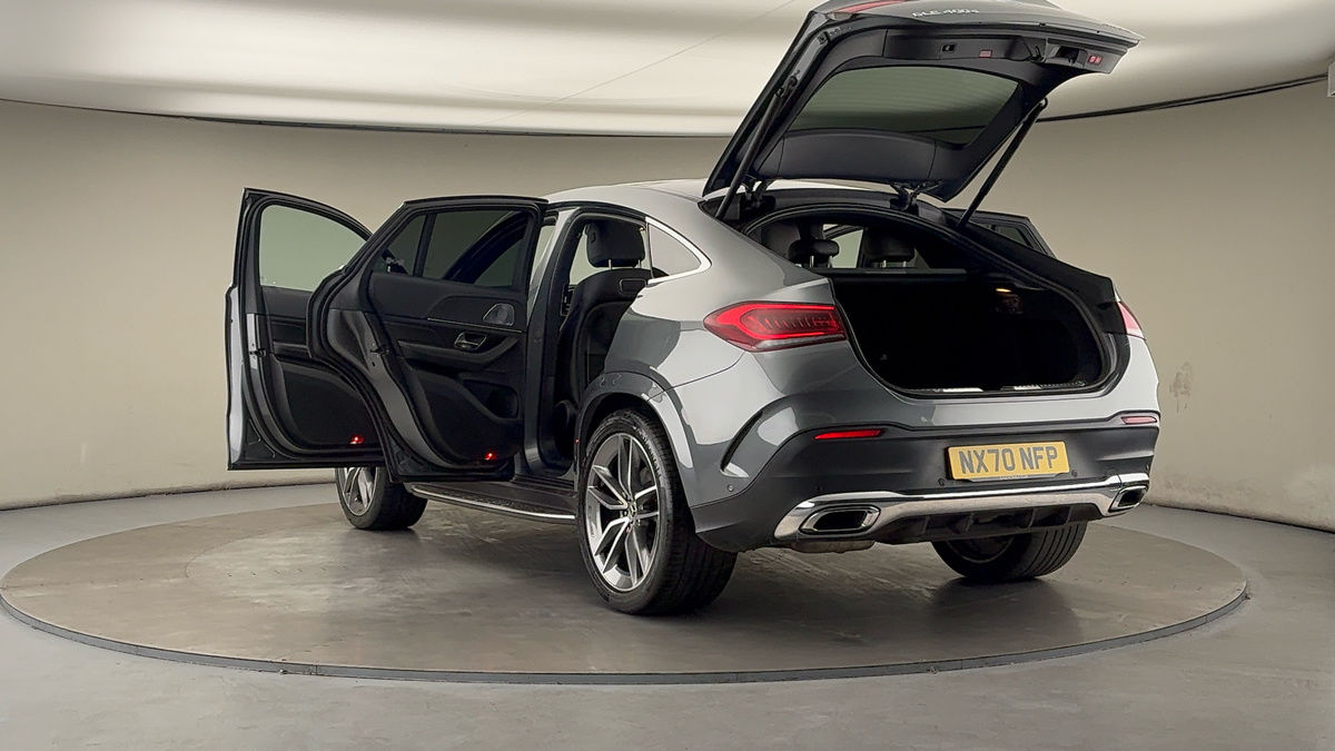 Mercedes-Benz GLE Image 23