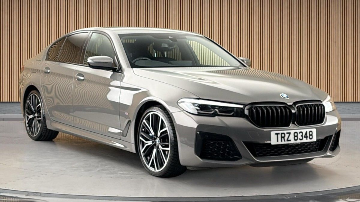 BMW 5 Series Sticky Header Image