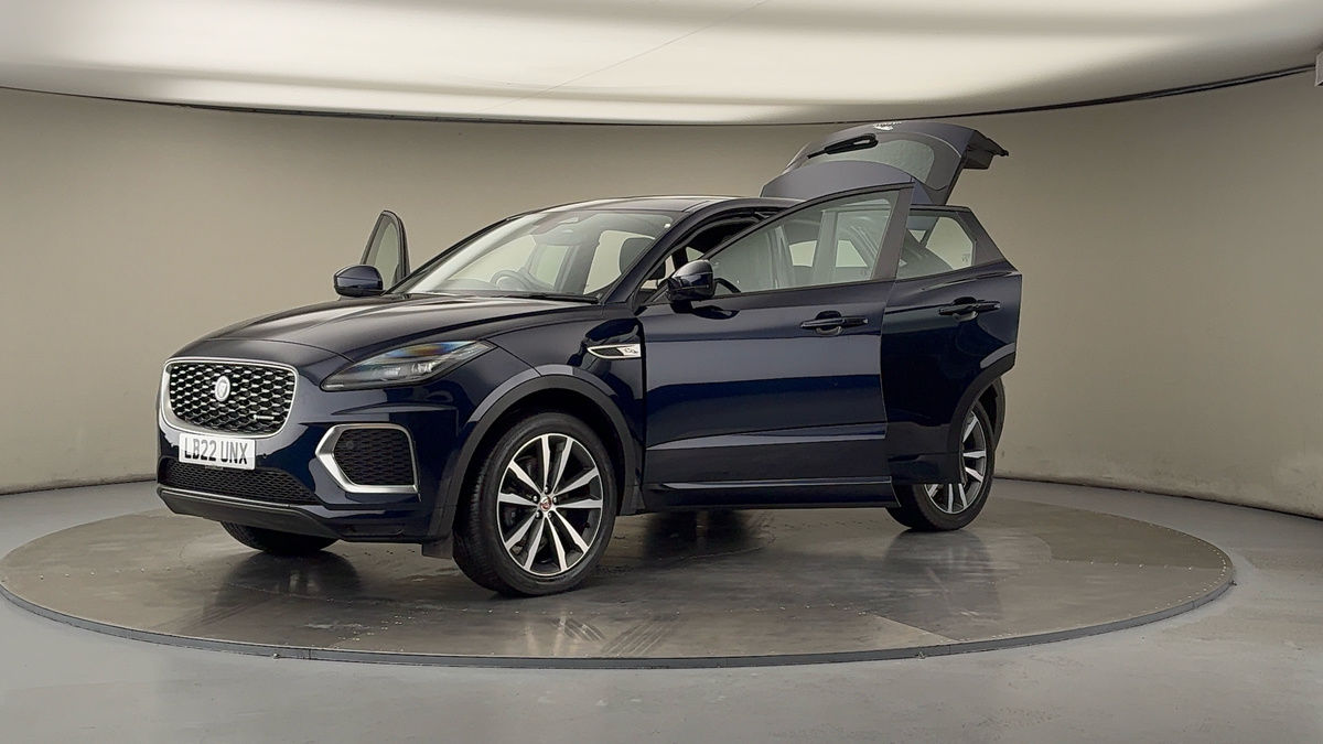 Jaguar E-PACE Image 22