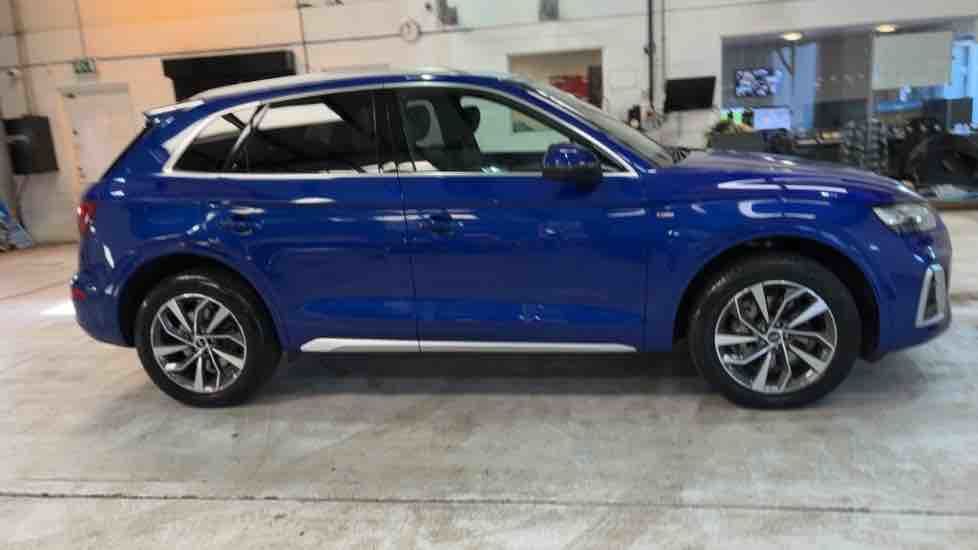 More views of Audi Q5