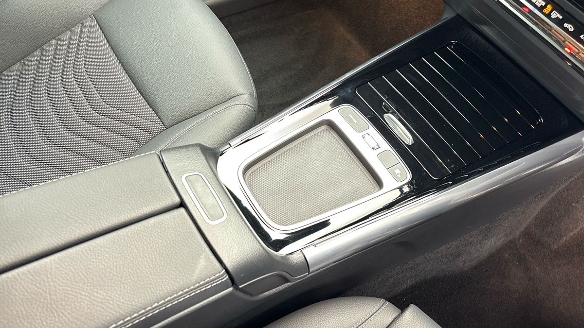 Mercedes-Benz GLA Image 18