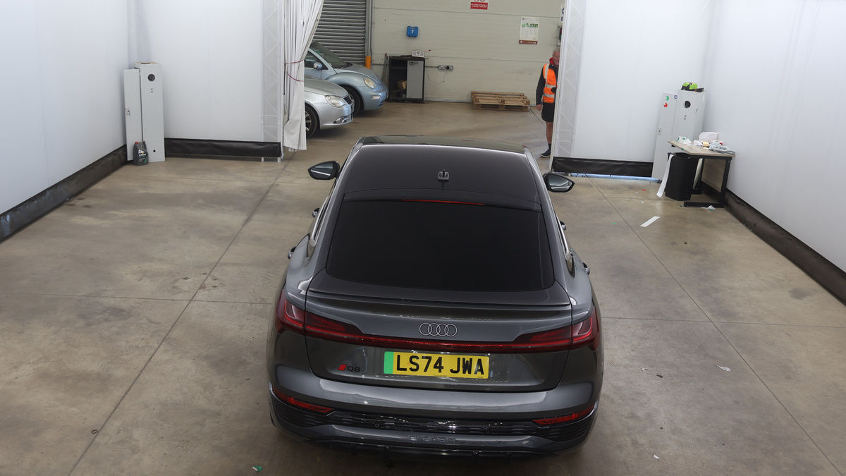 Audi Q8 e-tron Image 7