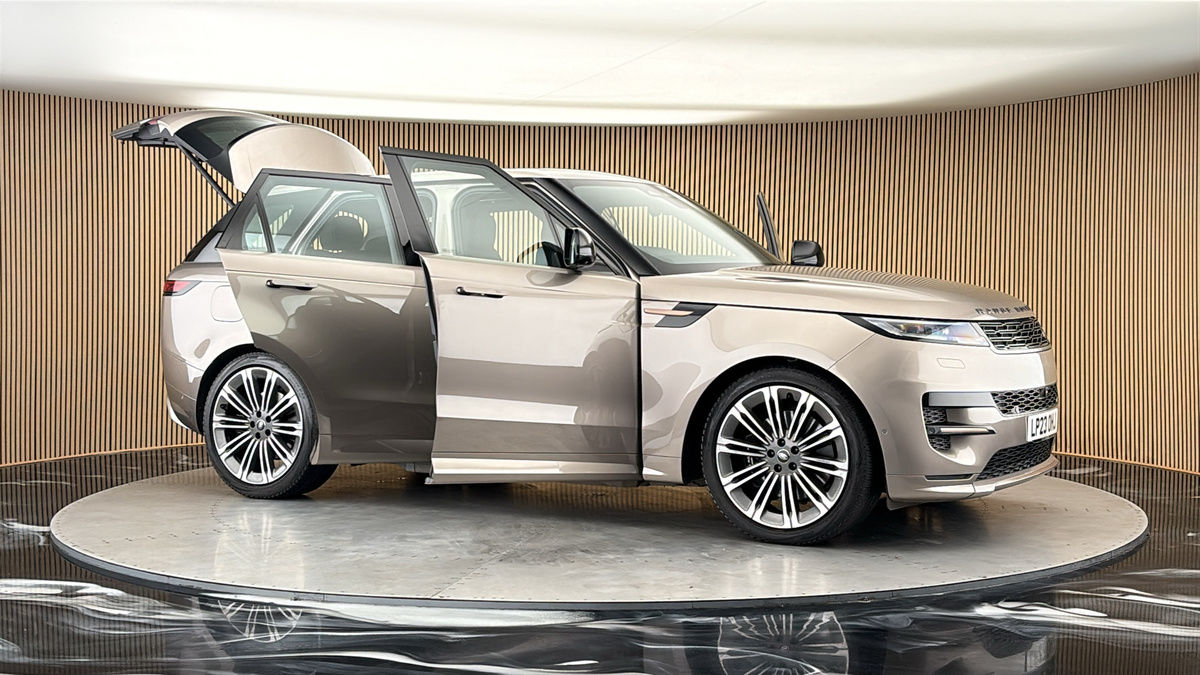 More views of Land Rover Range Rover Sport