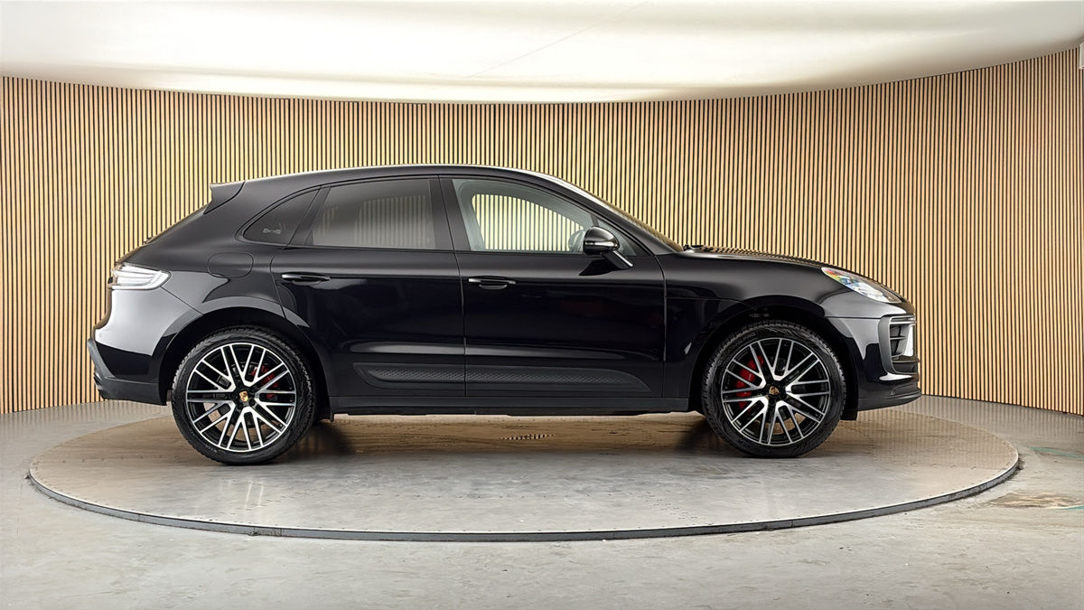 Porsche Macan Image 16