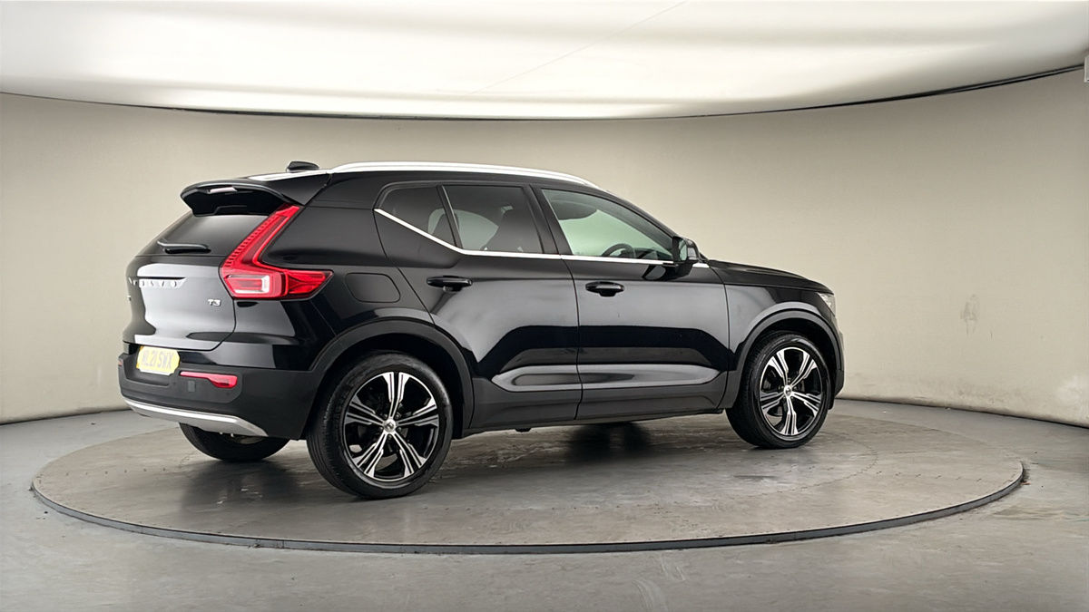 More views of Volvo XC40