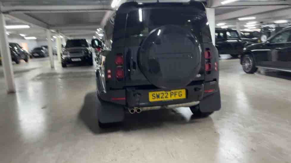 More views of Land Rover Defender 90
