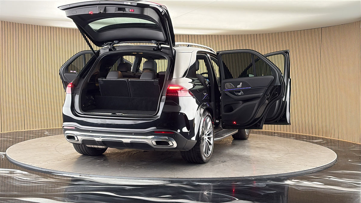 More views of Mercedes-Benz GLE