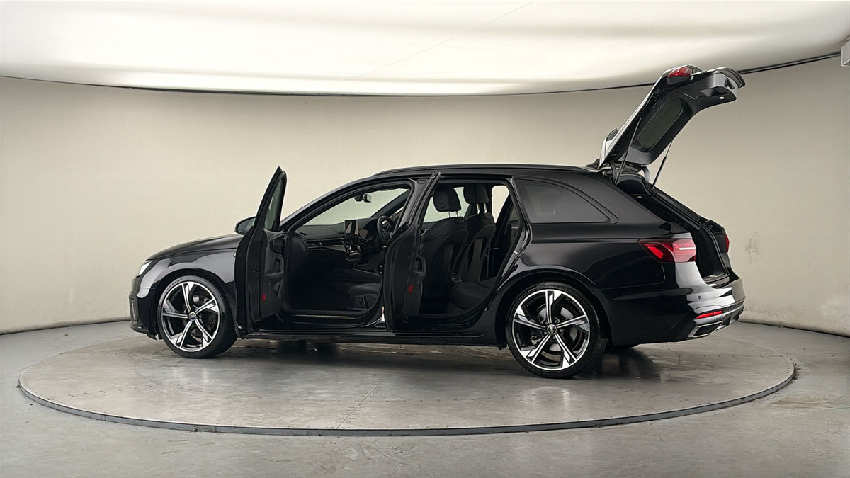 More views of Audi A4 Avant