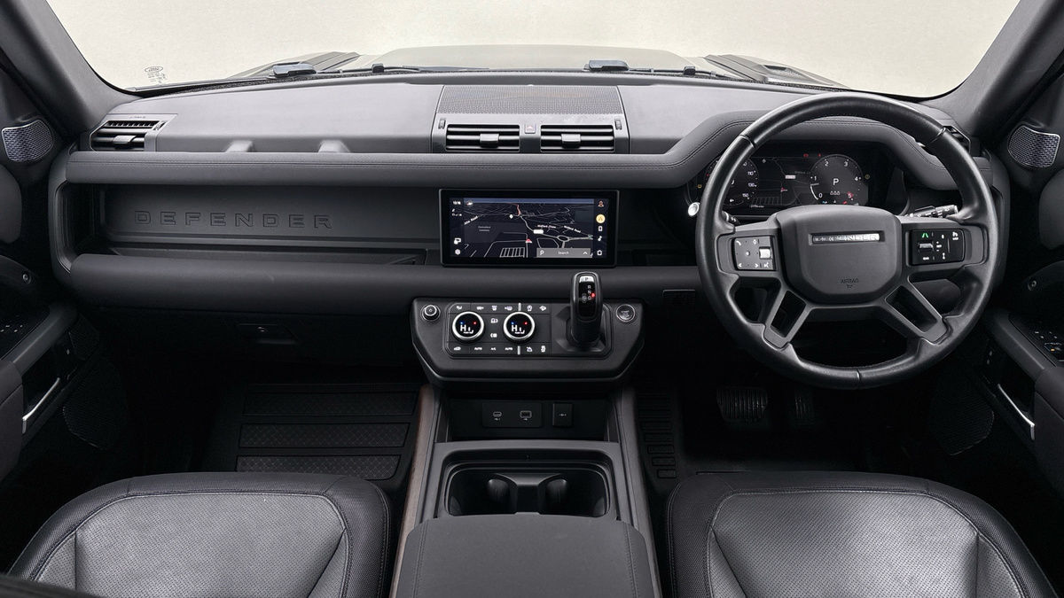 Land Rover Defender 110 Urban Image 24
