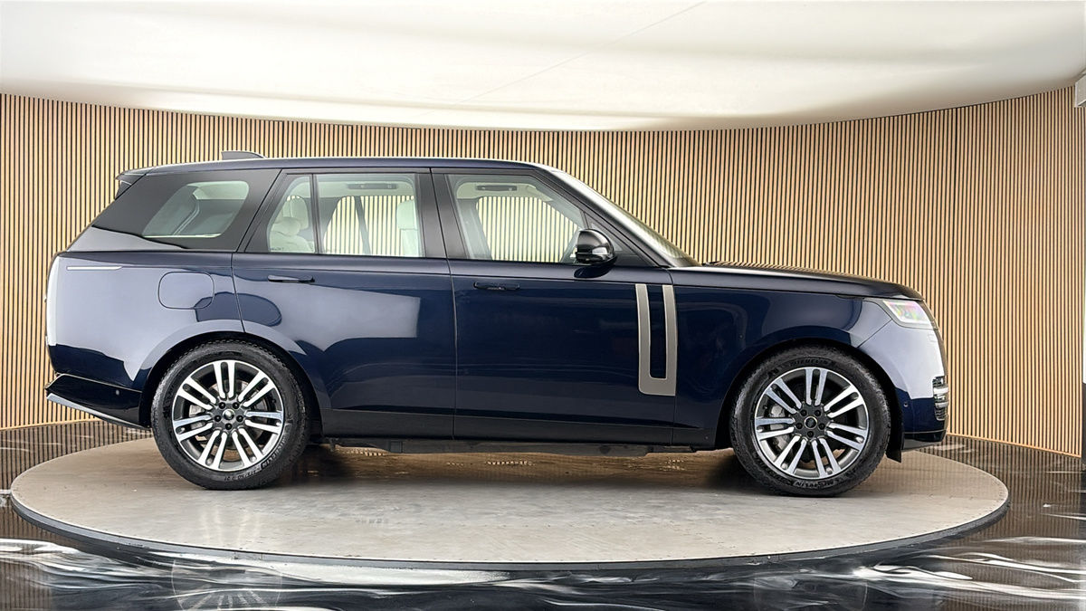 Land Rover Range Rover Image 16