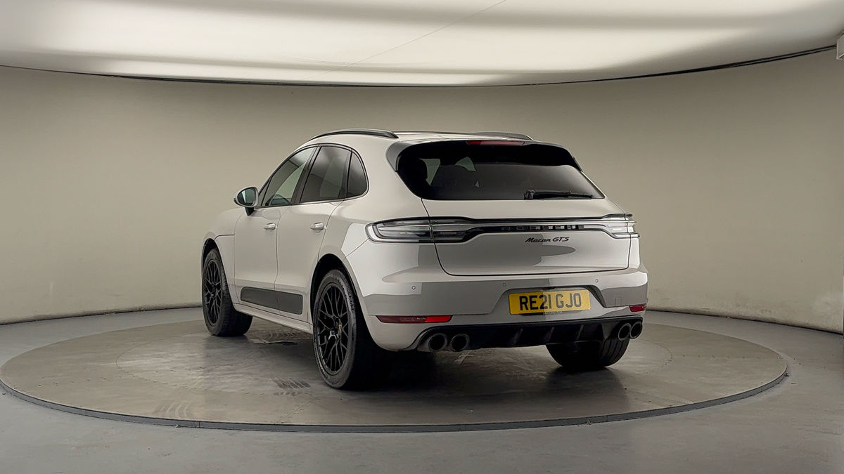 More views of Porsche Macan