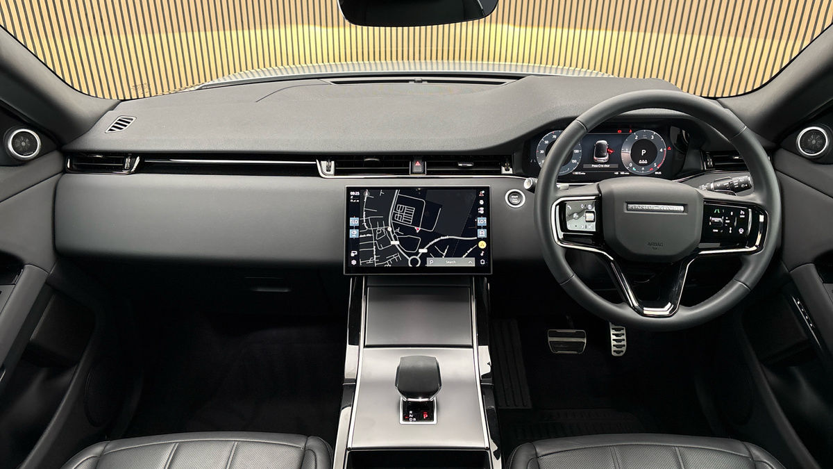 Land Rover Range Rover Evoque Image 12