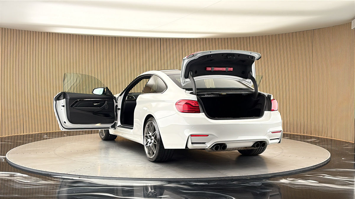 More views of BMW M4
