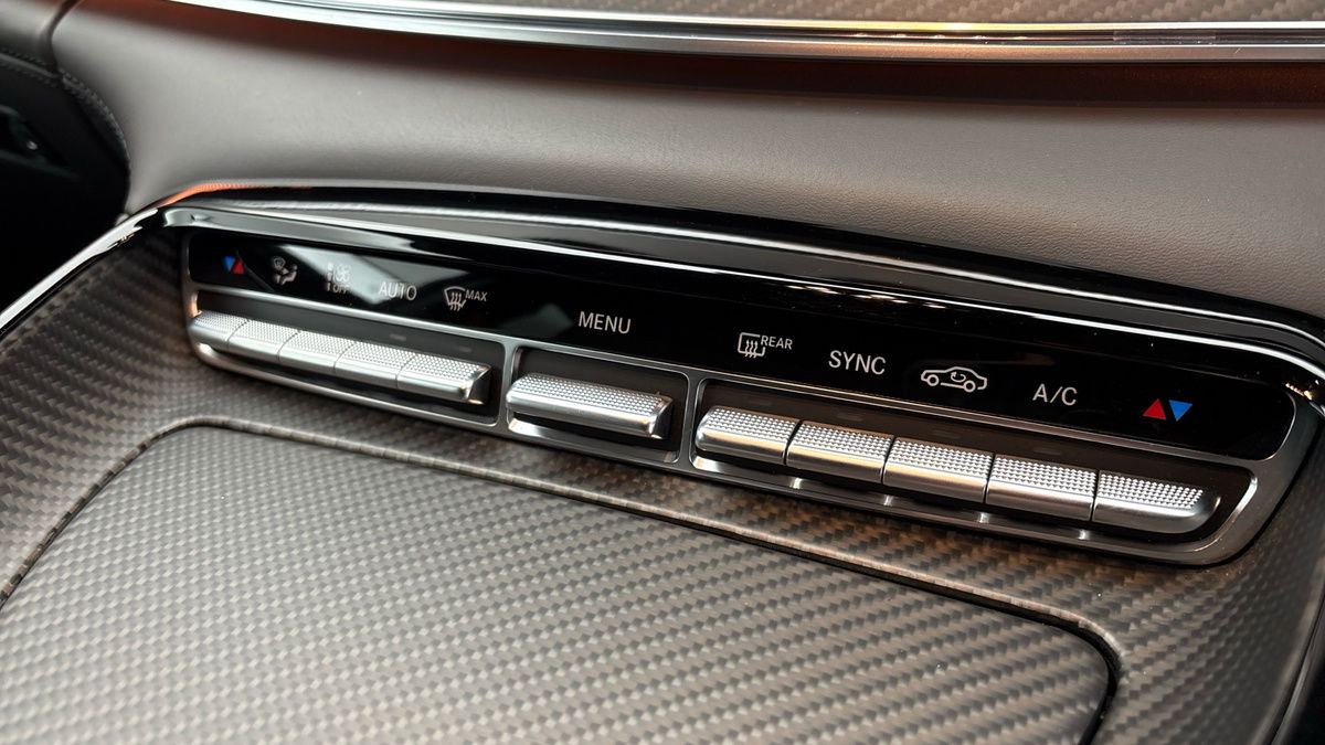 Mercedes-Benz AMG GT Image 28
