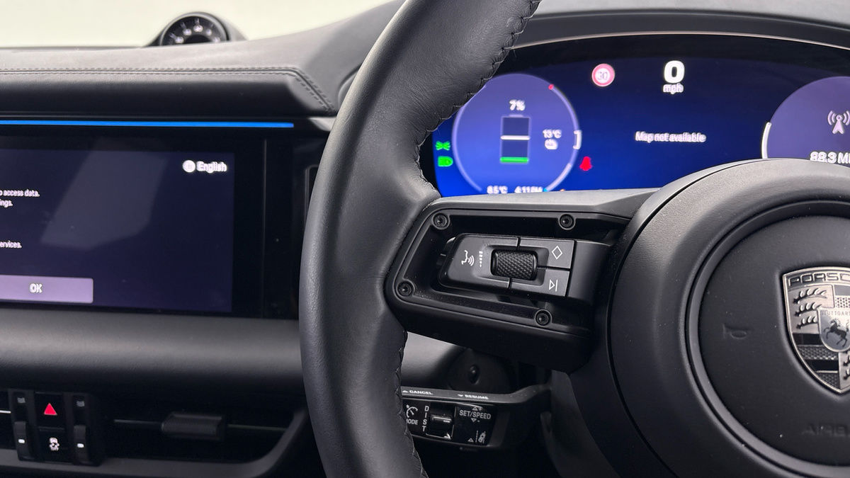 Porsche Macan Image 13