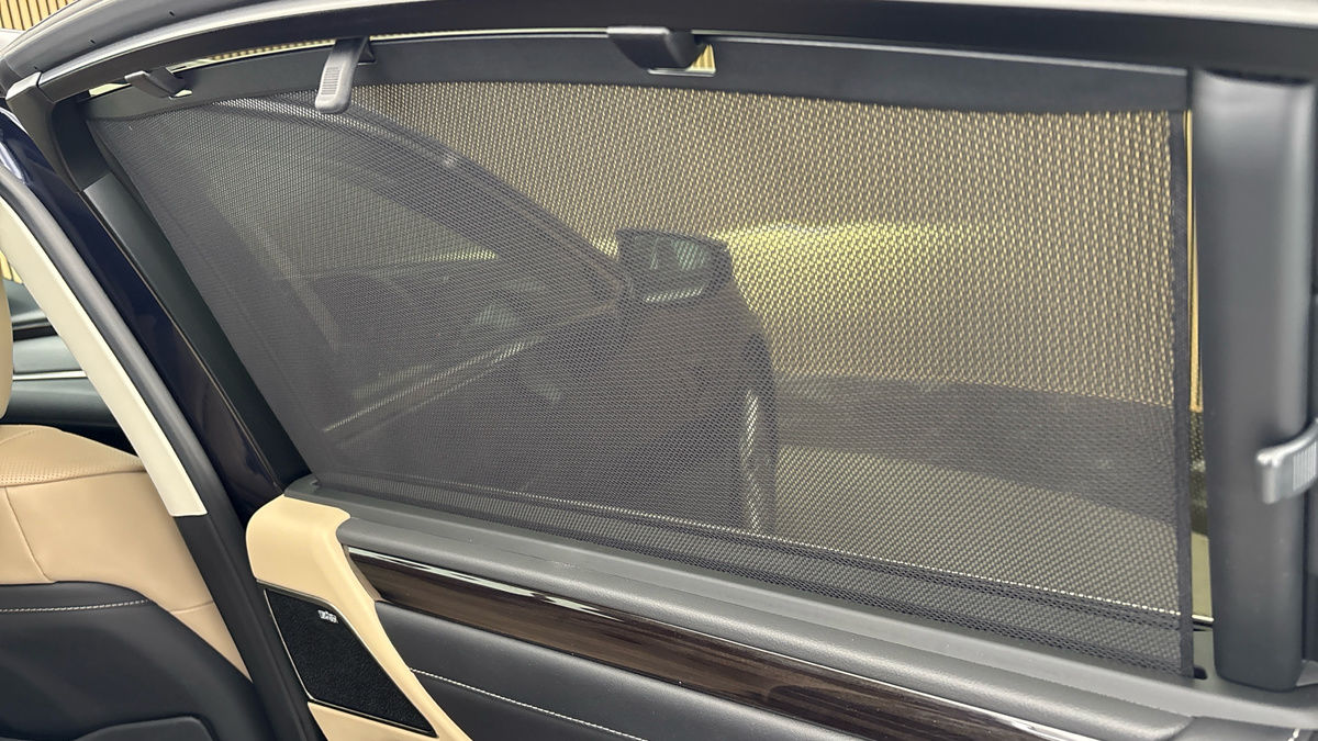 Lexus ES Image 37