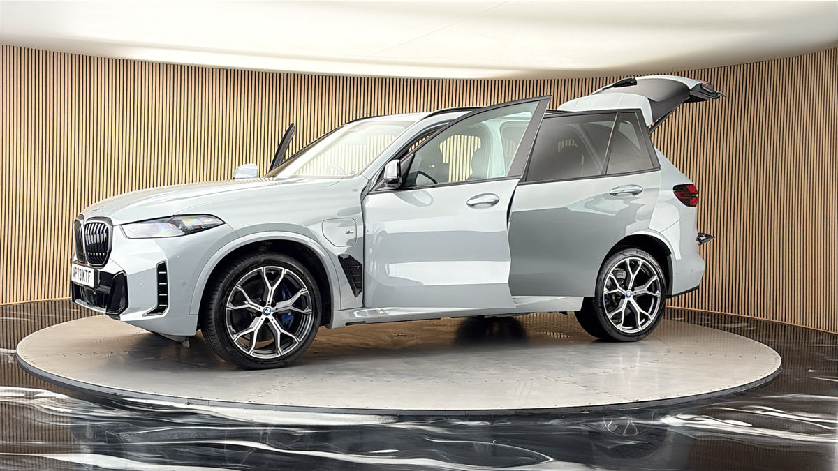 More views of BMW X5