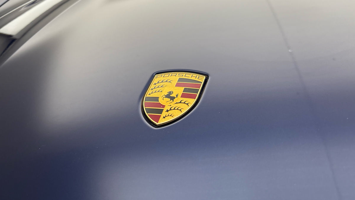 Porsche Taycan Image 25