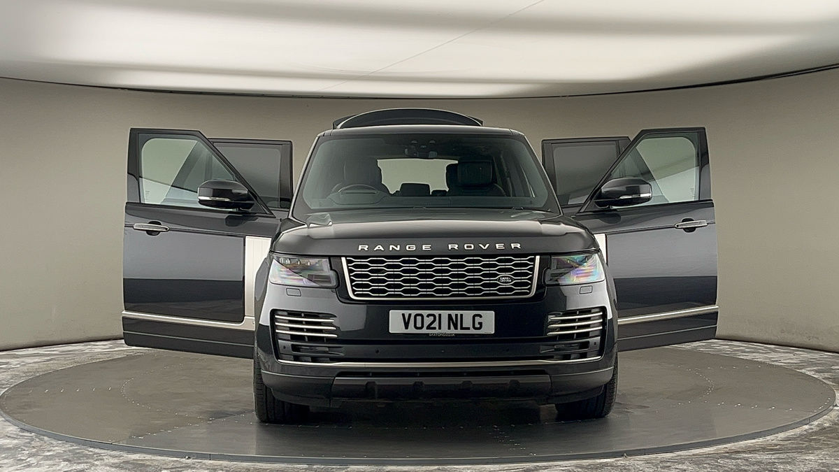 More views of Land Rover Range Rover