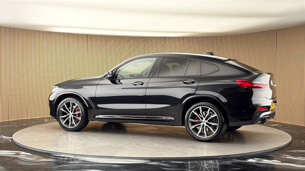 More views of BMW X4
