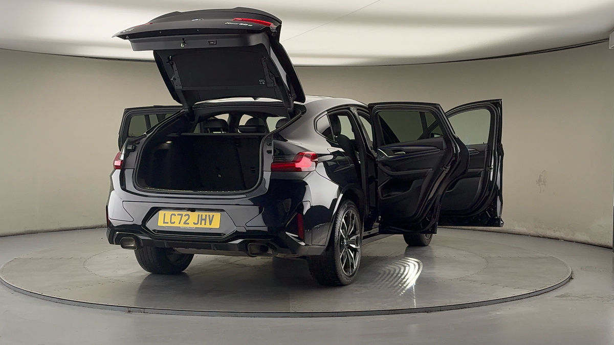 More views of BMW X4