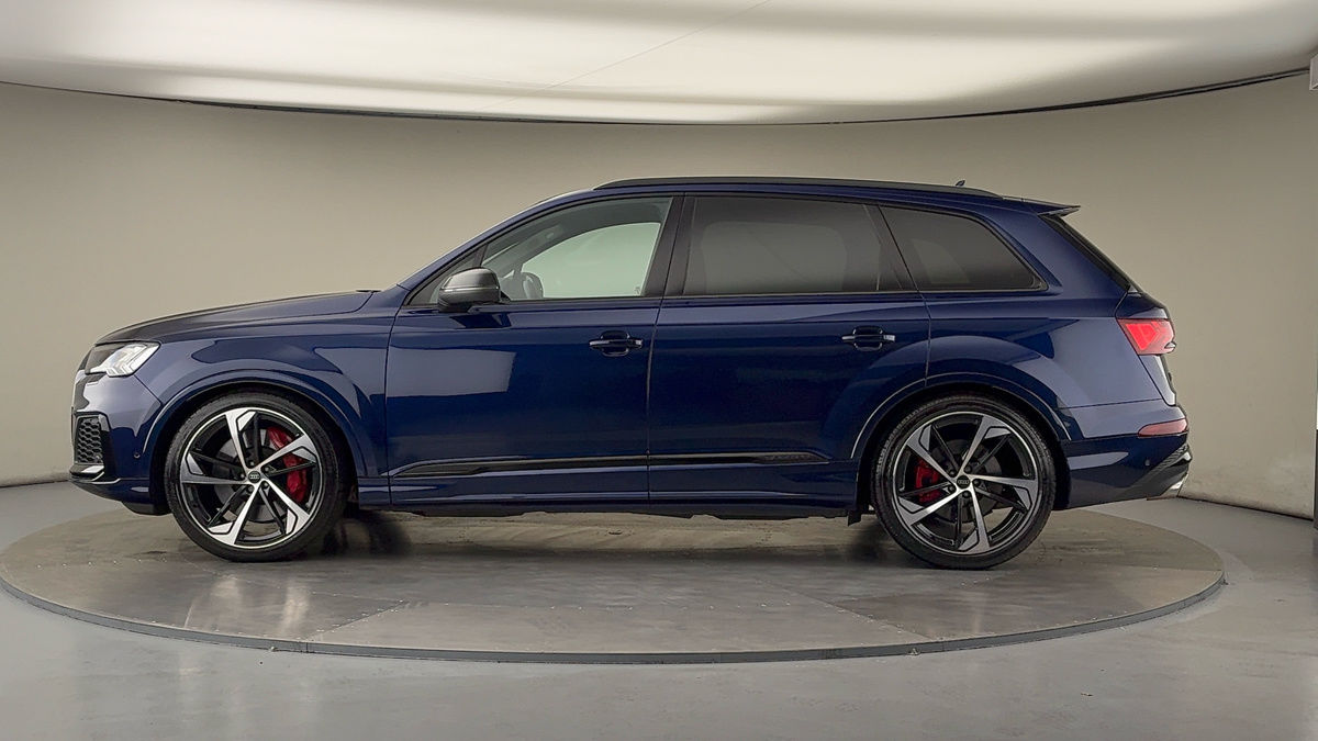 Audi SQ7 Image 15