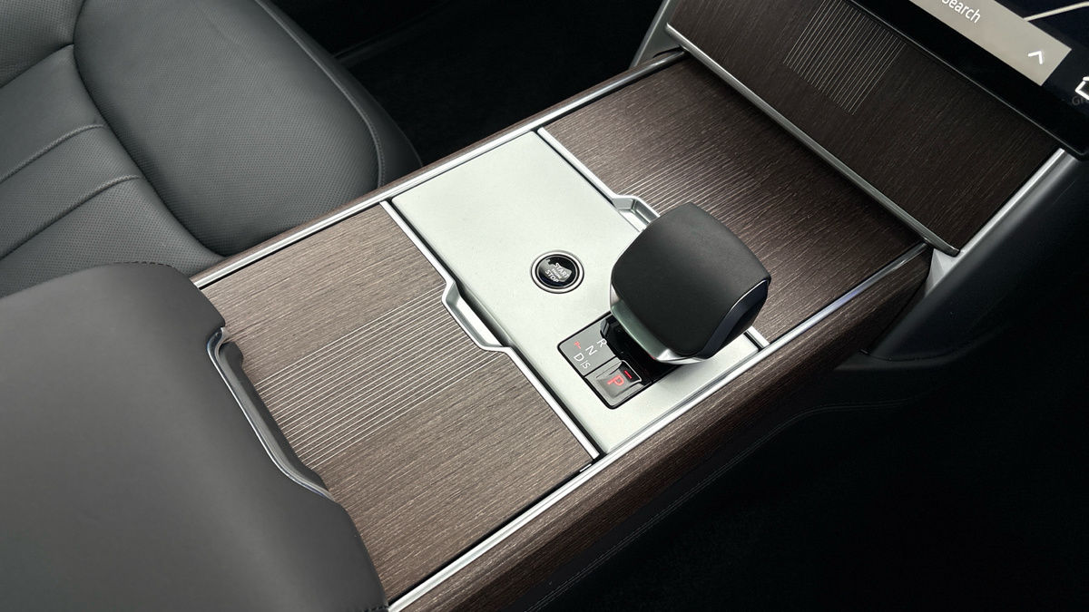 Land Rover Range Rover Image 18