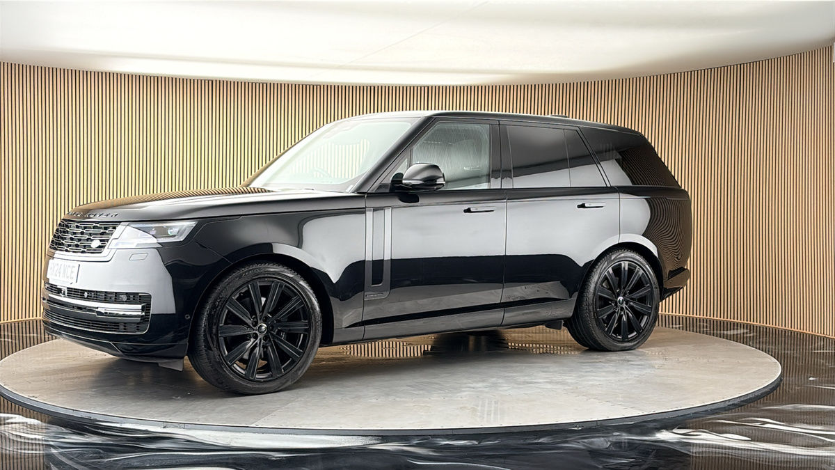 More views of Land Rover Range Rover